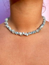 Indlæs billede til gallerivisning NATURAL AQUAMARINE CHIP CHOKER NECKLACE Necklace The Crystal Avenues 
