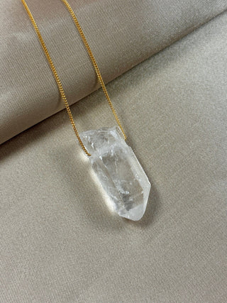 NATURAL ROCK CRYSTAL POINT PENDANT (3) pendant The Crystal Avenues 