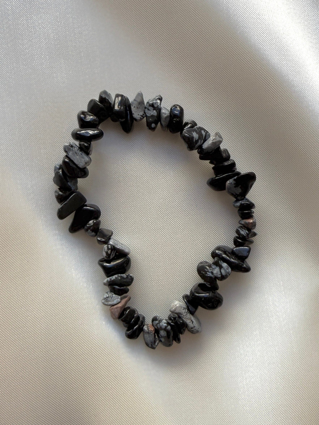 NATURAL SNOWFLAKE OBSIDIAN CHIP BRACELET Bracelet The Crystal Avenues 