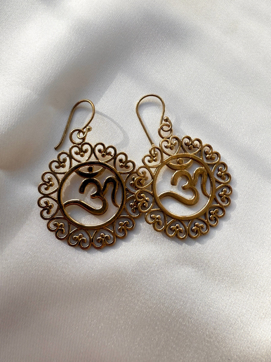 OM SYMBOL BRASS EARRINGS The Crystal Avenues 