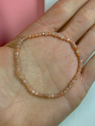 PEACH MOONSTONE FACET STRETCH BRACELET Bracelet The Crystal Avenues 