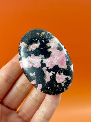 PERUVIAN RHODONITE PALM STONE (4) tumble stone The Crystal Avenues 