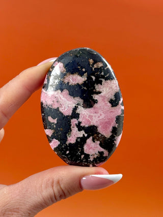 PERUVIAN RHODONITE PALM STONE (4) tumble stone The Crystal Avenues 
