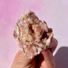 Indlæs billede til gallerivisning PINK AMETHYST GEODE (30) Druze The Crystal Avenues 
