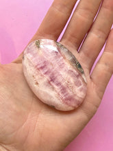 Indlæs billede til gallerivisning PINK ARAGONITE PALM STONE (6) tumble stone The Crystal Avenues 
