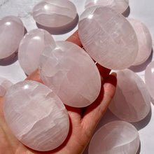 Indlæs billede til gallerivisning PINK MANGANO CALCITE PALM STONE tumble stone The Crystal Avenues 
