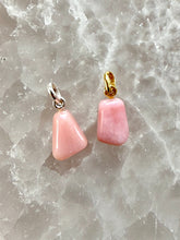 Indlæs billede til gallerivisning PINK OPAL CRYSTAL NECKLACE - &#39;NUGGET&#39; PENDANT Necklace The Crystal Avenues 
