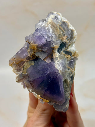 PURPLE FLUORITE CLUSTER W. CALCITE (14) Raw Crystal The Crystal Avenues 