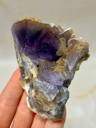 PURPLE FLUORITE CLUSTER W. CALCITE (14) Raw Crystal The Crystal Avenues 