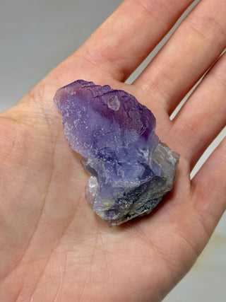 PURPLE FLUORITE CLUSTER W. CALCITE (25) Raw Crystal The Crystal Avenues 
