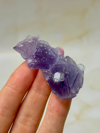 PURPLE FLUORITE CLUSTER W. CALCITE (28) Raw Crystal The Crystal Avenues 