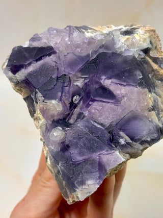 PURPLE FLUORITE CLUSTER W. CALCITE (7) Raw Crystal The Crystal Avenues 