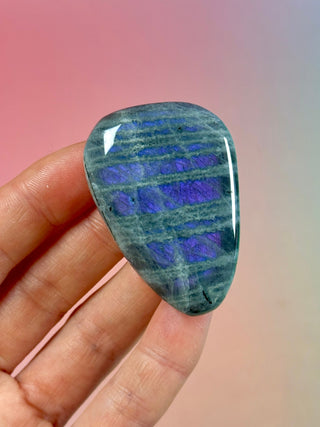 PURPLE LABRADORITE PALM STONE (15) tumble stone The Crystal Avenues 