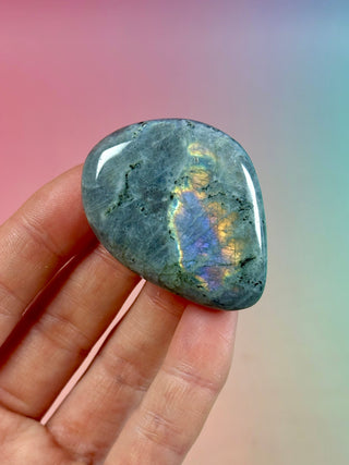 PURPLE LABRADORITE PALM STONE (17) tumble stone The Crystal Avenues 