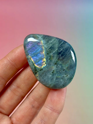 PURPLE LABRADORITE PALM STONE (17) tumble stone The Crystal Avenues 