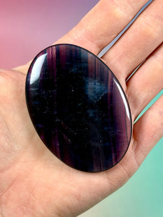 RAINBOW FLUORITE PALM STONE - EXCLUSIVE QUALITY (1) Palm stone The Crystal Avenues 