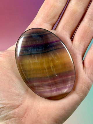 RAINBOW FLUORITE PALM STONE - EXCLUSIVE QUALITY (4) Palm stone The Crystal Avenues 