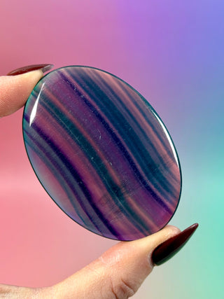 RAINBOW FLUORITE PALM STONE - EXCLUSIVE QUALITY (6) Palm stone The Crystal Avenues 