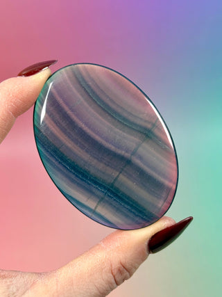 RAINBOW FLUORITE PALM STONE - EXCLUSIVE QUALITY (7) Palm stone The Crystal Avenues 