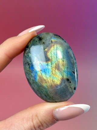 RAINBOW LABRADORITE PALM STONE (11) Palm stone The Crystal Avenues 