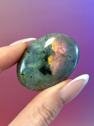 RAINBOW LABRADORITE PALM STONE (27) Palm stone The Crystal Avenues 