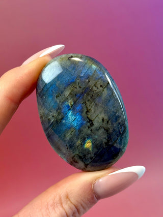 RAINBOW LABRADORITE PALM STONE (6) Palm stone The Crystal Avenues 