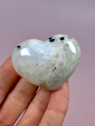 RAINBOW MOONSTONE HEART (7) Heart The Crystal Avenues 