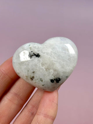 RAINBOW MOONSTONE HEART (7) Heart The Crystal Avenues 