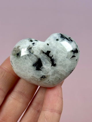 RAINBOW MOONSTONE HEART (8) Heart The Crystal Avenues 