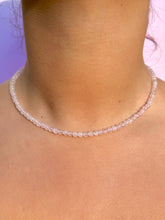 Indlæs billede til gallerivisning ROSE QUARTZ CHOKER NECKLACE Necklace The Crystal Avenues 
