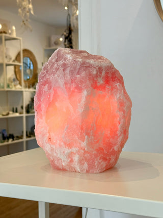 ROSE QUARTZ LAMP - 9KG (1) tumble stone The Crystal Avenues 
