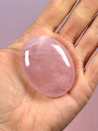 ROSE QUARTZ PALM STONE - EXTRA QUALITY (15) The Crystal Avenues 
