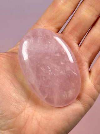 ROSE QUARTZ PALM STONE - EXTRA QUALITY (7) The Crystal Avenues 