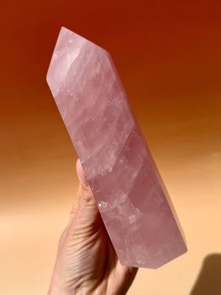 ROSE QUARTZ TOWER 18 CM - EXTRA QUALITY (2) The Crystal Avenues 