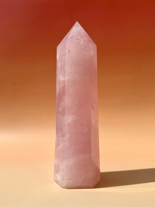 ROSE QUARTZ TOWER 20.5 CM - EXTRA QUALITY (1) The Crystal Avenues 