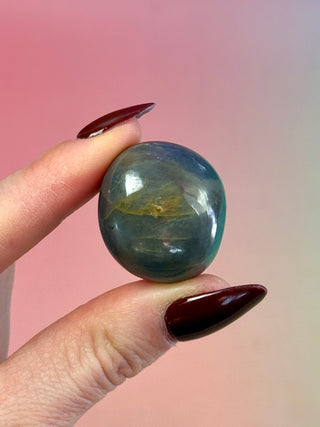 SAPPHIRE TUMBLE STONE (1) Tumble Stone The Crystal Avenues 