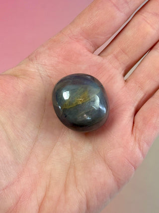 SAPPHIRE TUMBLE STONE (1) Tumble Stone The Crystal Avenues 