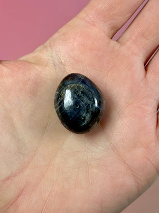 SAPPHIRE TUMBLE STONE (15) Tumble Stone The Crystal Avenues 