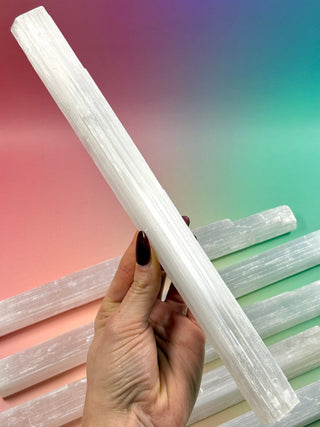 SELENITE CLEANSING WAND The Crystal Avenues 