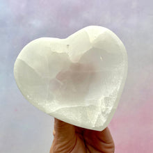 Load image into Gallery viewer, SELENITE HEART BOWL Crystal Bowl The Crystal Avenues 
