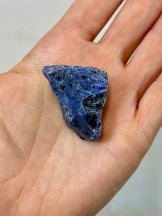 SODALITE (4) Raw Crystal The Crystal Avenues 