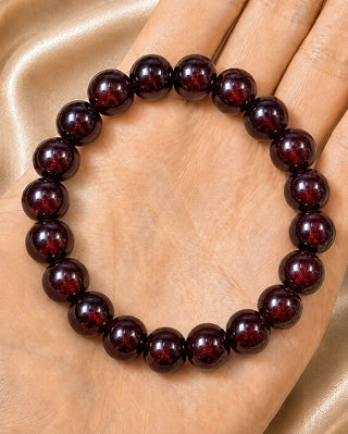 THE DEVOTED – Garnet Bracelet | Limited Edition Bracelet The Crystal Avenues 