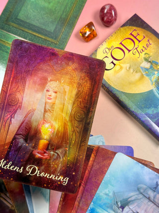 THE GOOD TAROT - COLETTE BARON-REID The Crystal Avenues 