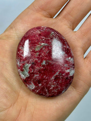 THULITE PALM STONE (1) tumble stone The Crystal Avenues 