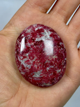 THULITE PALM STONE (3) tumble stone The Crystal Avenues 