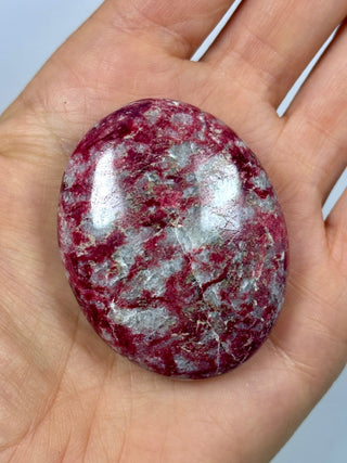 THULITE PALM STONE (4) tumble stone The Crystal Avenues 
