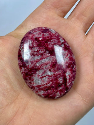 THULITE PALM STONE (5) tumble stone The Crystal Avenues 