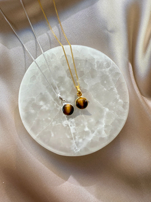 TIGERS EYE ROUND PENDANT The Crystal Avenues 