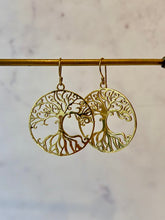 Indlæs billede til gallerivisning TREE OF LIFE BRASS EARRINGS - LARGE The Crystal Avenues 
