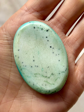 TURQUOISE CHRYSOCOLLA PALM STONE (1) tumble stone The Crystal Avenues 
